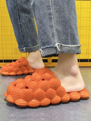 Hollow Out Bubble Vented Clogs