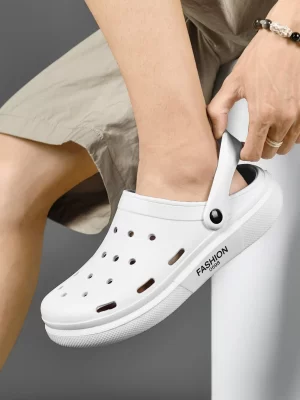 Men Letter Graphic Hollow Out Multi-way Wear Clogs, Fashionable White EVA Vented Clogs For Indoor & Outdoor