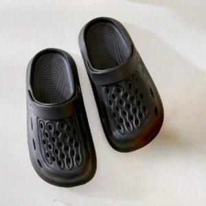 Bird Nest Shoes/Slippers Summer Couple Garden Hole Shoes Breathable Drifting Anti-Slip Sandals