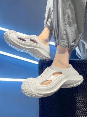 Sport  Men Wear Thick-Soled Shoes In Summer Wear Shock-Absorbing Rebound Anti-Slip Sandals On The Beach