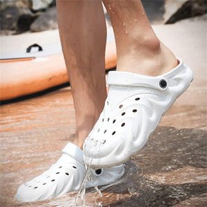 Men’s Summer Breathable Hollow-Out Sandals Open Toe Anti-Slip Soft Bottom Driving Shoes Outdoor Beach Slippers