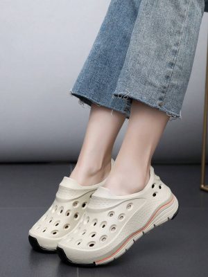 Ladies’ Summer New Anti-Slip Hollow Shoes Soft-Soled Breathable Deodorant Beach Shoes, Outdoor