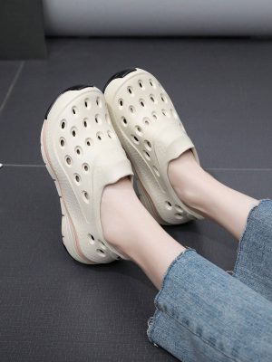 Ladies’ Summer New Anti-Slip Hollow Shoes Soft-Soled Breathable Deodorant Beach Shoes, Outdoor