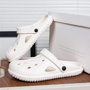 2024 New Men Summer Outdoor Sports Home Slippers With Holes, Anti-Slip Dual-Purpose Driving Sandals